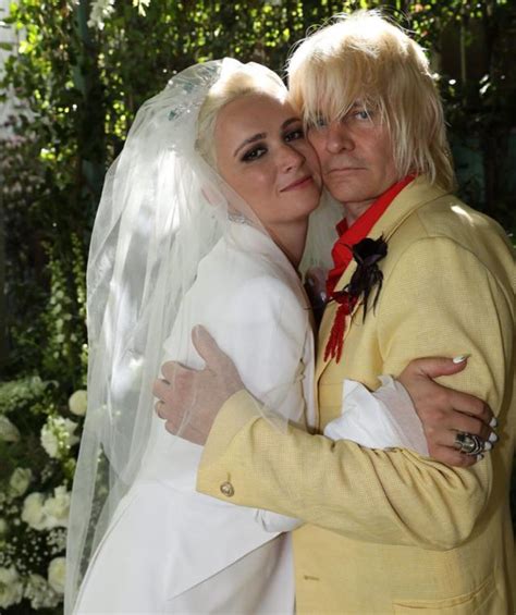 luna lee lightnin|Ringo Starr’s son Zak Starkey weds Sharna Liguz on their .